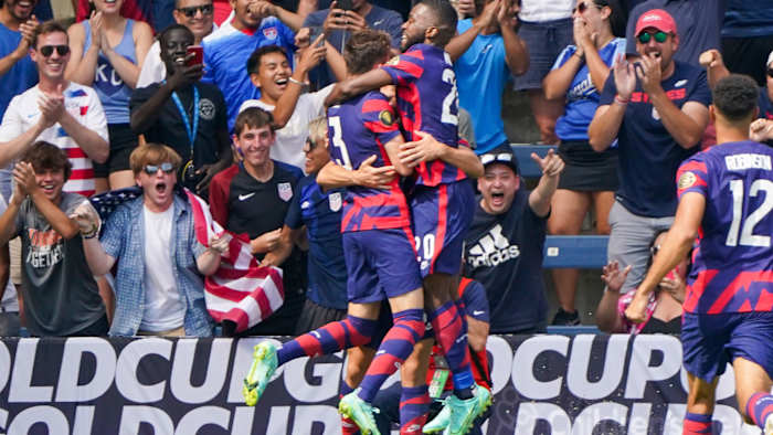 Shaq Moore scores for the USMNT vs. Canada