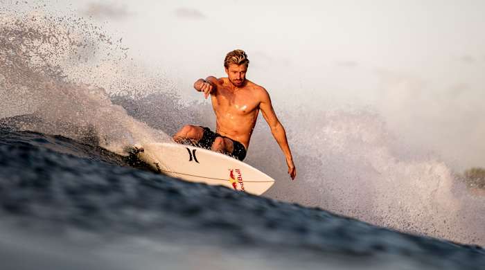 kolohe-andino-surfing-water