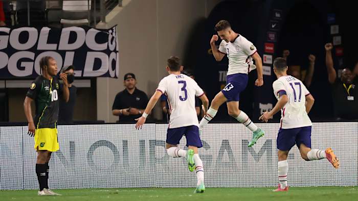 Matthew Hoppe scores for the USMNT vs Jamaica in the Gold Cup