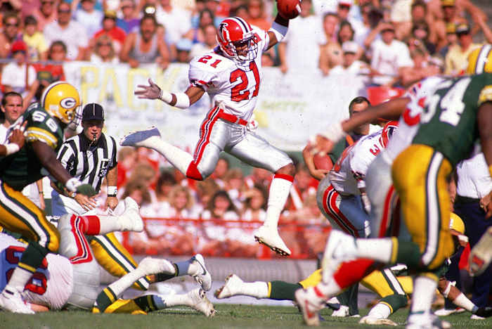 "Name a two-sport professional athlete in American sports history ..."