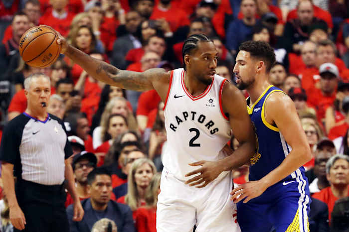 NBA-execs-badmouth-Kawhi-and-Klay-Leonard-and-Thompson-GettyImages-1155106766