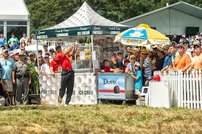 Tiger_Woods_Sports_Illustrated_00023