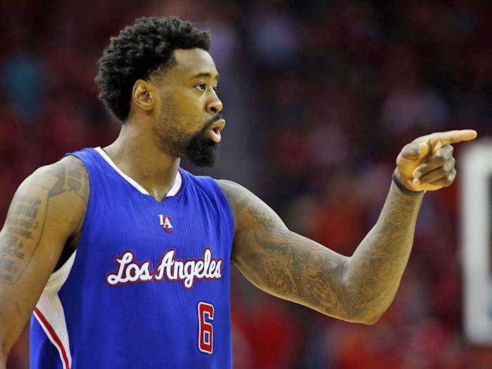 55a02fe0ecad042d5ff7425b