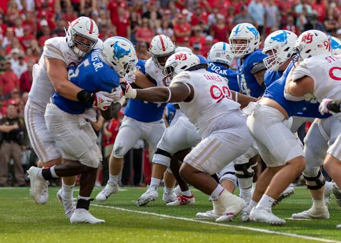 Ty Robinson1 2021 Buffalo at Nebraska football