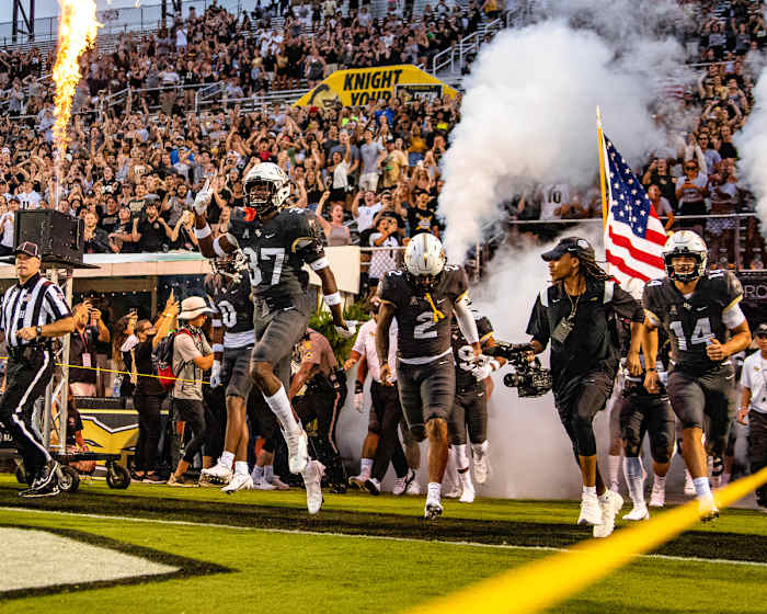 Quadric Bullard (#37) leads the Knights in tackles