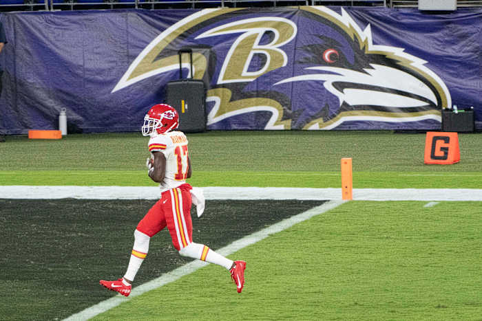 Sep 28, 2020; Baltimore, Maryland, USA; Kansas City Chiefs wide receiver Mecole Hardman (17) catches a pass for a touchdown Baltimore Ravens at M&T Bank Stadium. Mandatory Credit: Tommy Gilligan-USA TODAY Sports