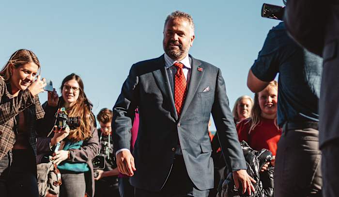 Matt Rhule first day 2022.11.28 outside stadium