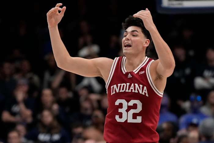 Indiana Hoosiers guard Trey Galloway (32) calls back his offense as they lead with less than a minute remaining in the second half of the NCAA basketball game between the Xavier Musketeers and the Indiana Hoosiers at the Cintas Center in Cincinnati on Friday, Nov. 18, 2022. Xavier fell to the Hoosiers, 81-79.