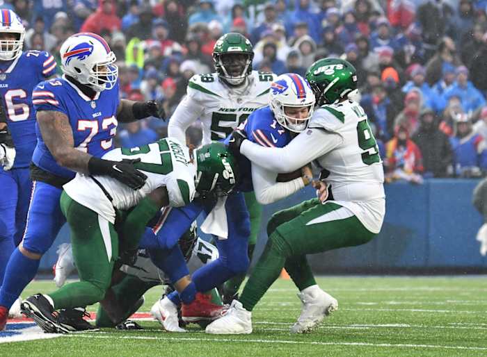New York Jets DT Quinnen Williams sacks Buffalo Bills QB Josh Allen