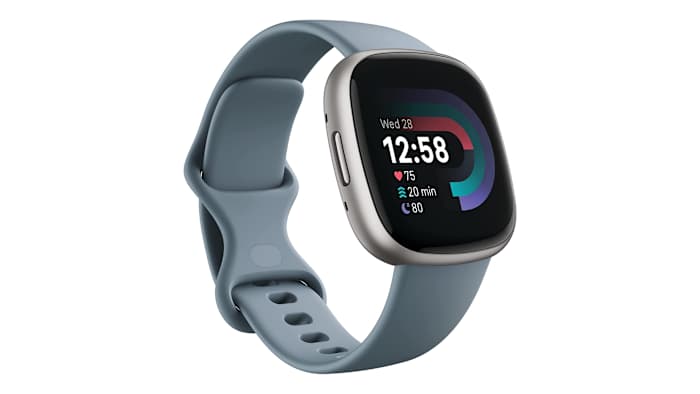 Fitbit Versa 4