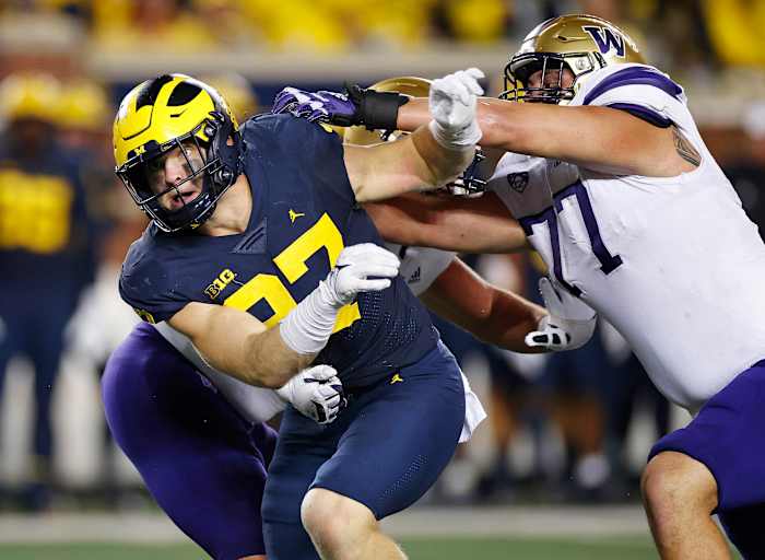 After a 14-sack season for Michigan, Hutchinson finished second in the Heisman Trophy voting in 2021.