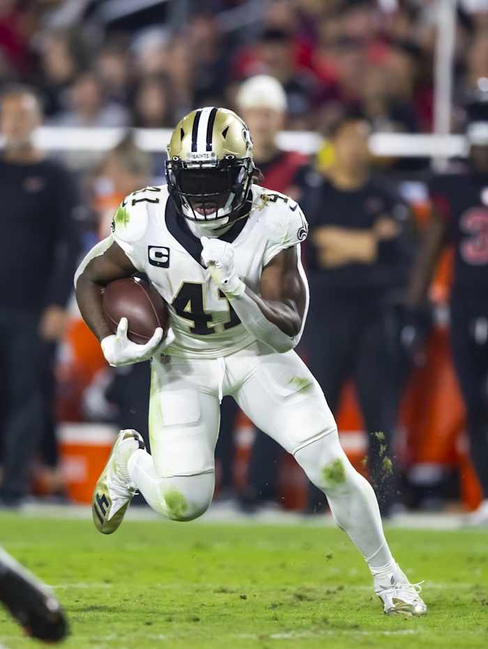 New Orleans Saints running back Alvin Kamara (41). Mandatory Credit: Mark J. Rebilas-USA TODAY