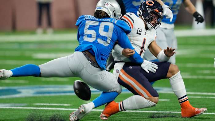 james houston vs bears