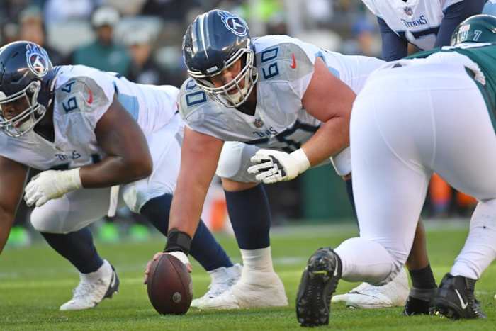 Tennessee Titans center Ben Jones (60) against the Philadelphia Eagles at Lincoln Financial Field.