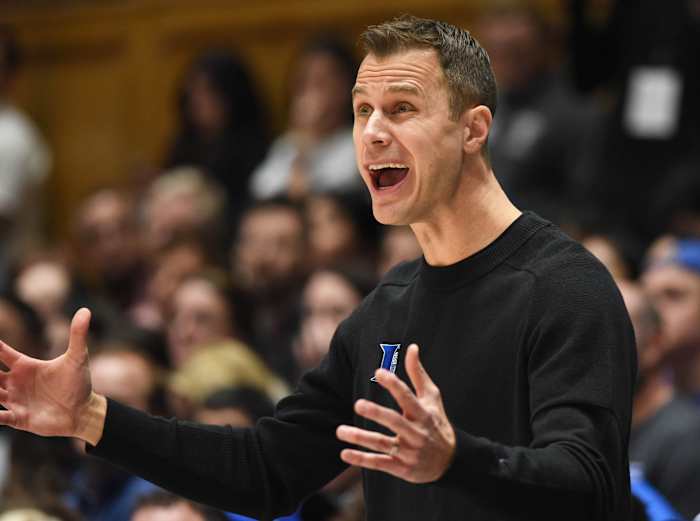 Duke basketball head coach Jon Scheyer