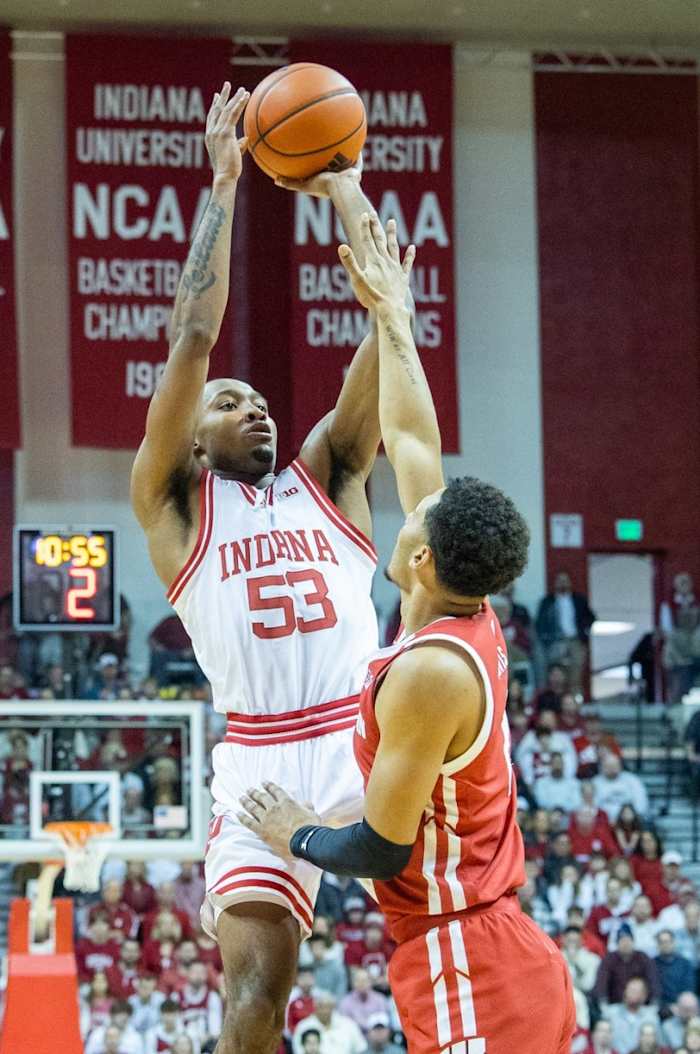 Indiana Hoosiers guard Tamar Bates (53) shoots the ball while Wisconsin Badgers guard Jordan Davis (2) defends in the first half at Simon Skjodt Assembly Hall.