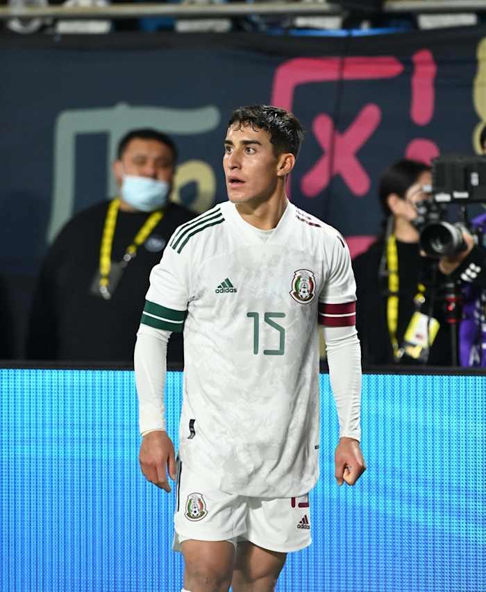 Nueva multa a la FMF, ahora por convocatoria indebida de Zendejas