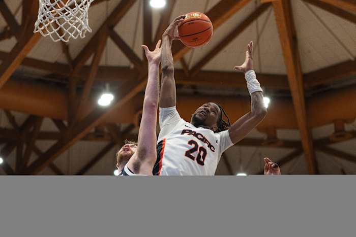 Gonzaga Bulldogs Pacific Tigers12