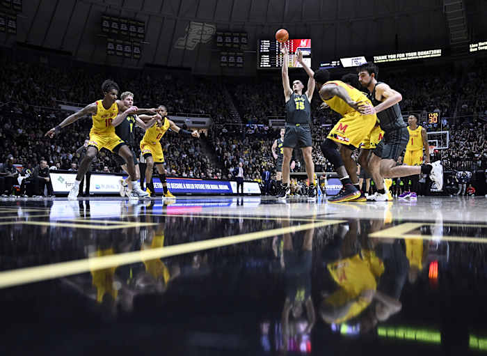 zach edey free throw vs maryland