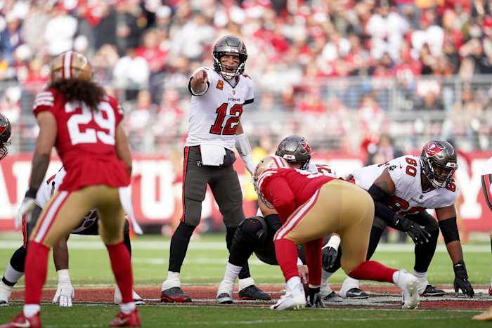 Tampa Bay Buccaneers quarterback Tom Brady making adjustments against the San Francisco 49ers defense.