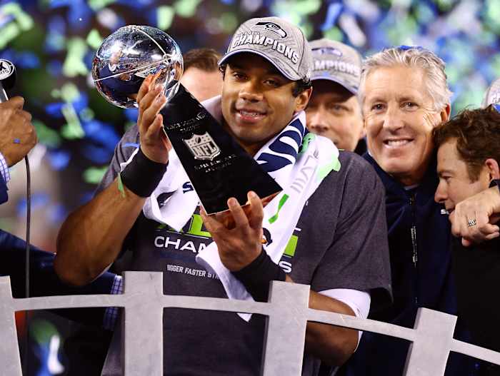 russell wilson pete carroll 22