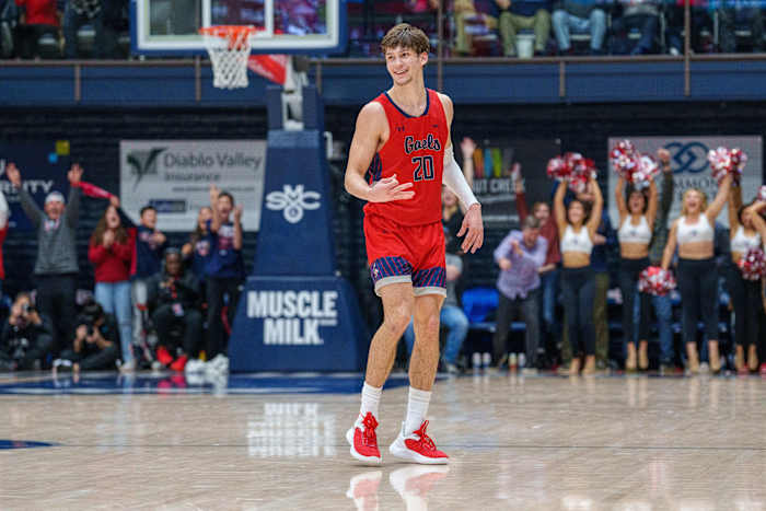 Gonzaga Bulldogs Saint Marys Gaels54