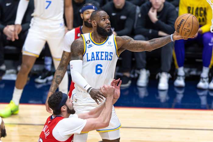 Lakers forward LeBron James