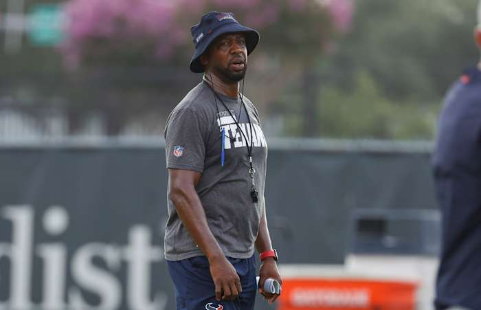 Jun 15, 2022; Houston, TX, USA; Houston Texans offensive coordinator Pep Hamilton looks on during drills during minicamp at Houston Methodist Training Center. Mandatory Credit: Troy Taormina-USA TODAY Sports