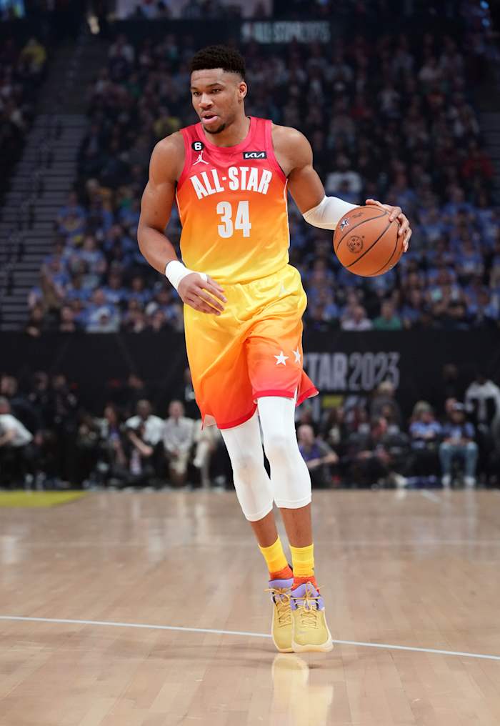 Giannis Antetokounmpo dribbles the ball in the 2023 NBA All-Star Game.