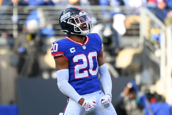 Julian Love logged more than 500 snaps with the Giants at free safety, strong safety, and slot cornerback in four NFL seasons.