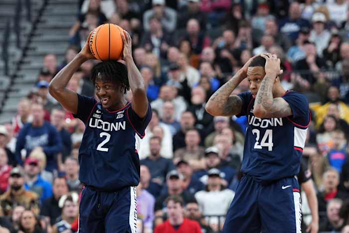 Gonzaga Bulldogs UConn Huskies51
