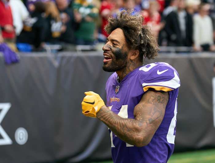 Oct 2, 2022; London, United Kingdom; Minnesota Vikings tight end Irv Smith Jr. (84) during the NFL International Series game at Tottenham Hotspur Stadium. Mandatory Credit: Peter van den Berg-USA TODAY Sports
