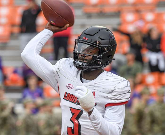 Louisville QB Malik Cunningham warms up at Clemson in 2022