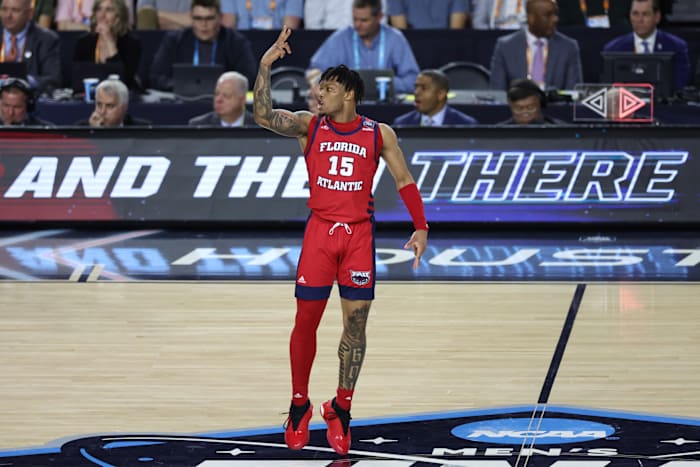 Florida Atlantic Owls guard Alijah Martin celebrates during a game.