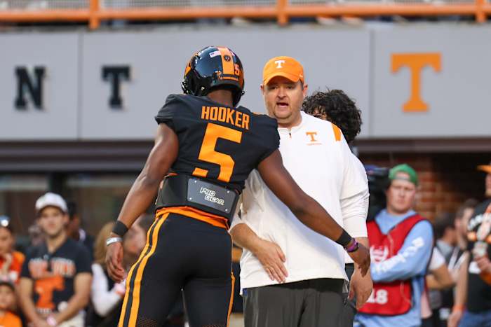 Tennessee Volunteers QB Hendon Hooker with HC Josh Heupel during pregame against Kentucky in 2022. (Photo by Randy Sartin of USA Today Sports)