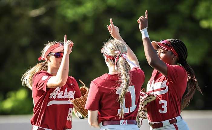 Jenna Johnson, Larissa Preuitt and Kristen White for Alabama softball