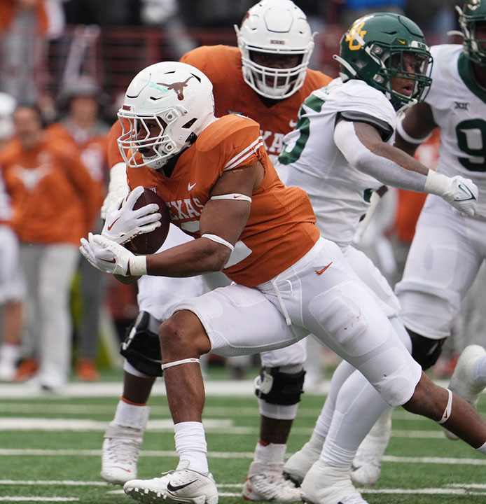 Texas Longhorns running back Roschon Johnson