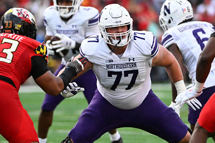 Northwestern offensive tackle Peter Skoronski
