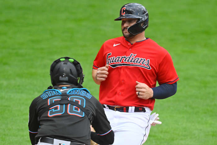 Mike Zunino Apr 22 2023