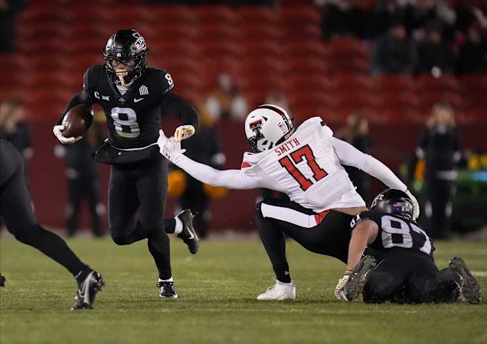 Iowa State wide receiver Xavier Hutchinson carries the ball in the third quarter against Texas Tech during a NCAA football game on Saturday, Nov. 19, 2022, at Jack Trice Stadium in Ames. Iowastatevstexastech 20221119 Bh