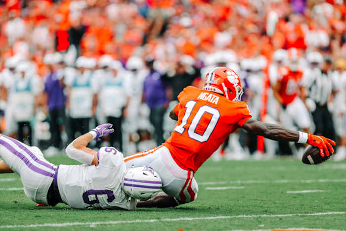 Joseph Ngata signed an UNFA deal with the NFC Champion Philadelphia Eagles