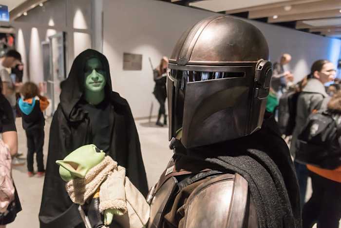 Fanáticos de Star Wars celebran el 4 de mayo el día de la saga