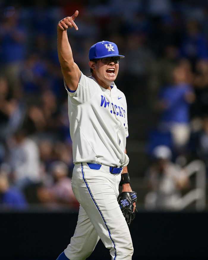 20230520_005741780_iOS