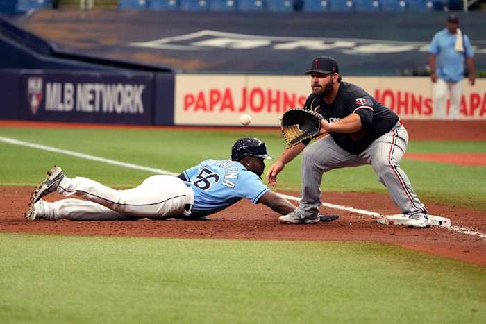The New York Mets have acquired veteran infielder Tyler White from the Minnesota Twins.