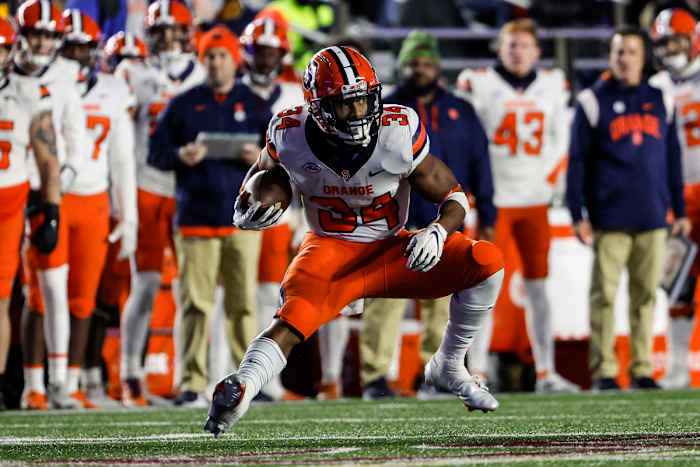 Syracuse RB Sean Tucker (34)