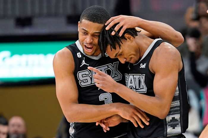 Keldon Johnson Devin Vassell