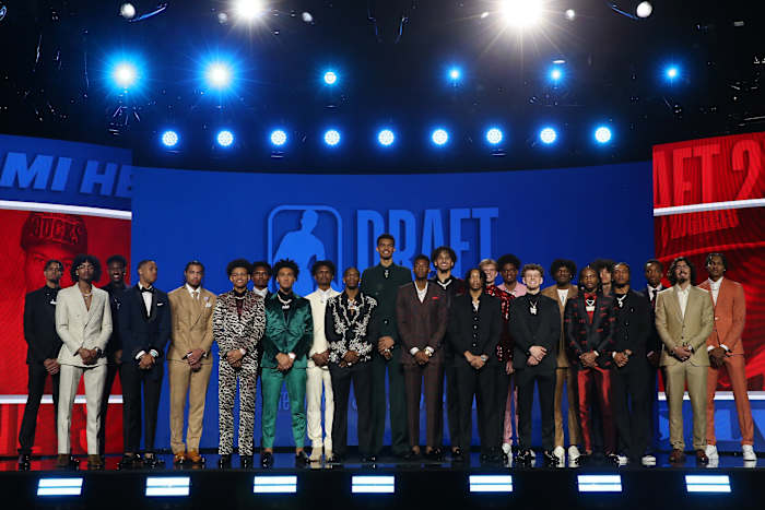 The 2023 NBA draft class poses for photos on stage before the first round of the 2023 NBA Draft at Barclays Arena.