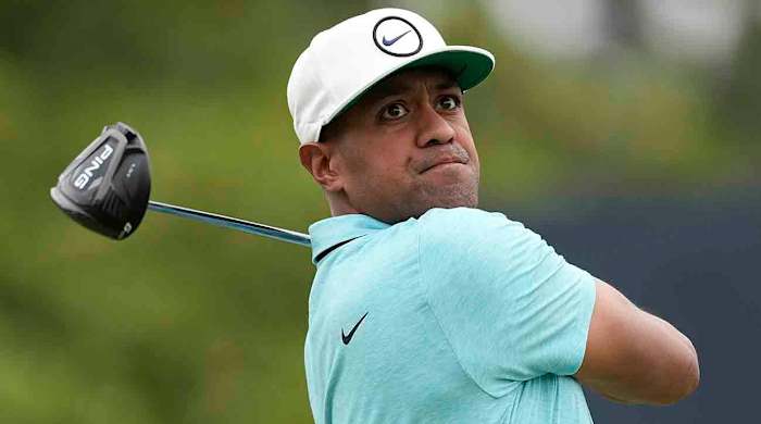 Tony Finau watches a shot at the 2023 U.S. Open.