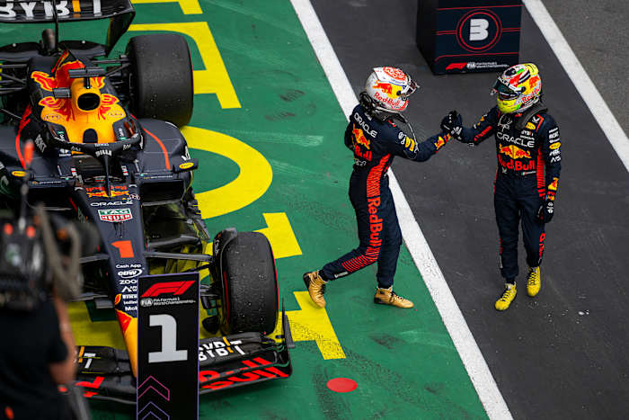 Red Bull - Max Verstappen, Sergio Perez