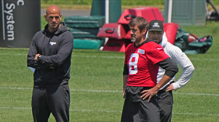 Jets coach Robert Saleh and quarterback Aaron Rodgers
